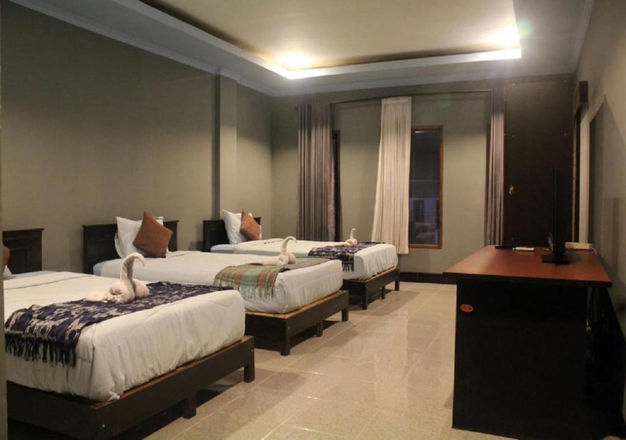 Ridho Malik Hotel Bumbang Esterno foto
