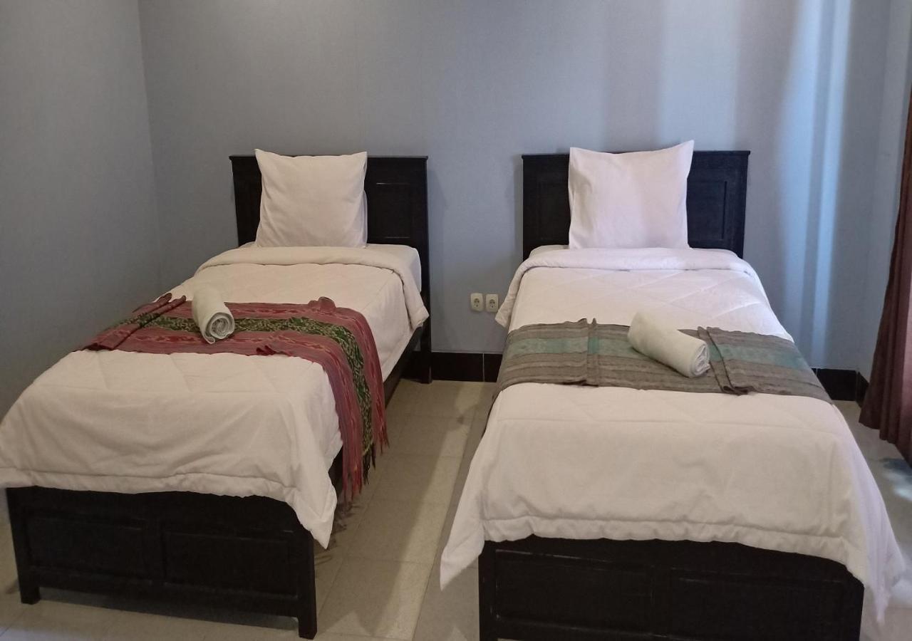 Ridho Malik Hotel Bumbang Esterno foto