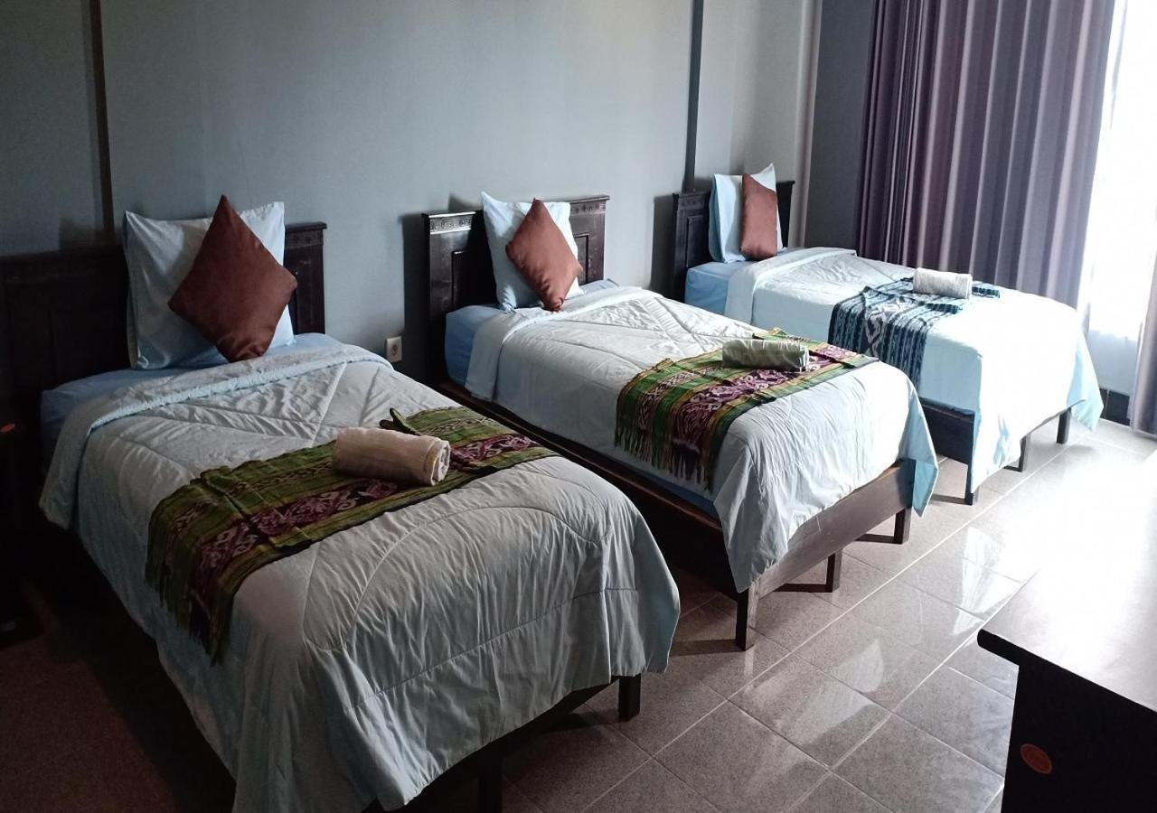 Ridho Malik Hotel Bumbang Esterno foto