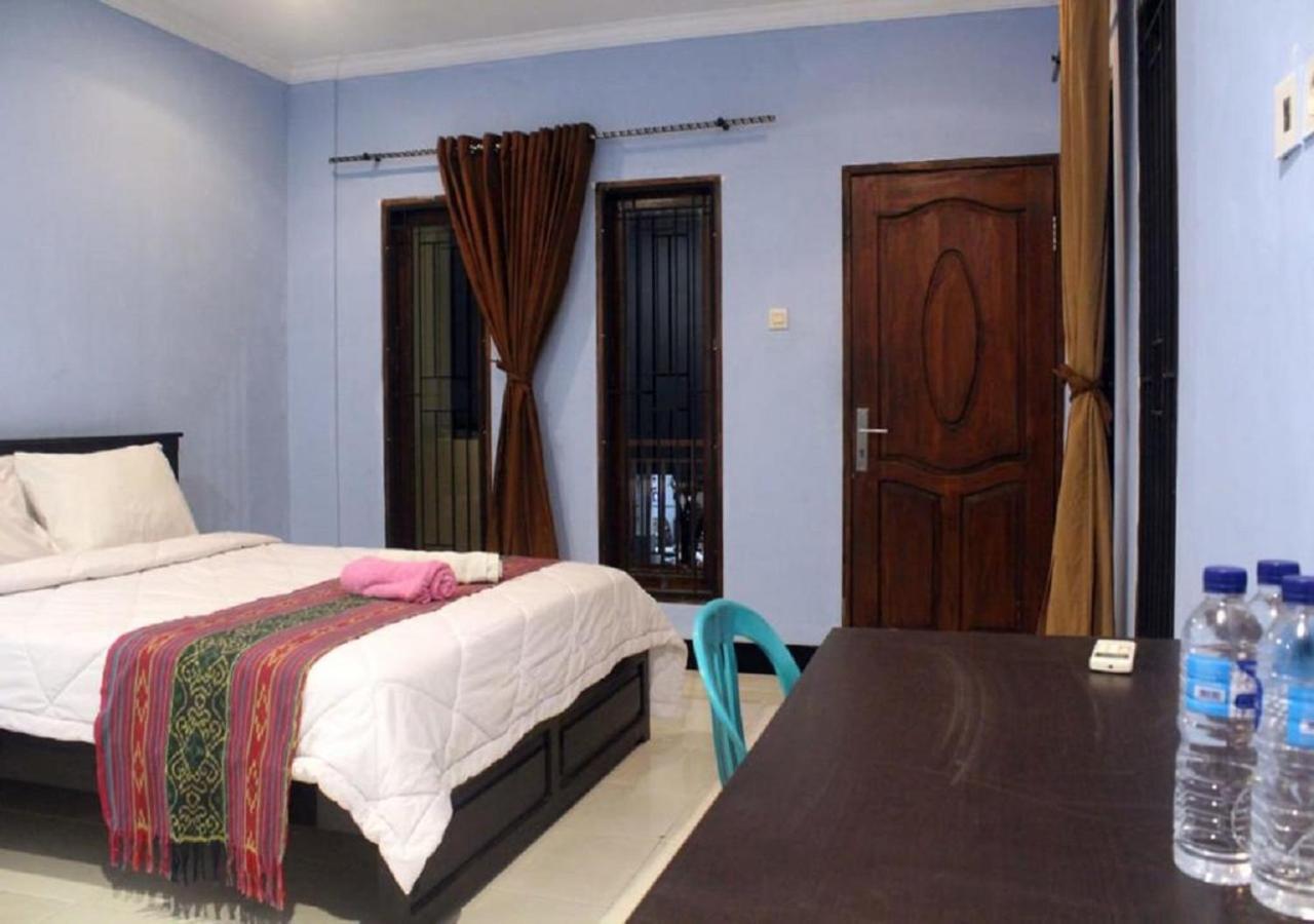 Ridho Malik Hotel Bumbang Esterno foto