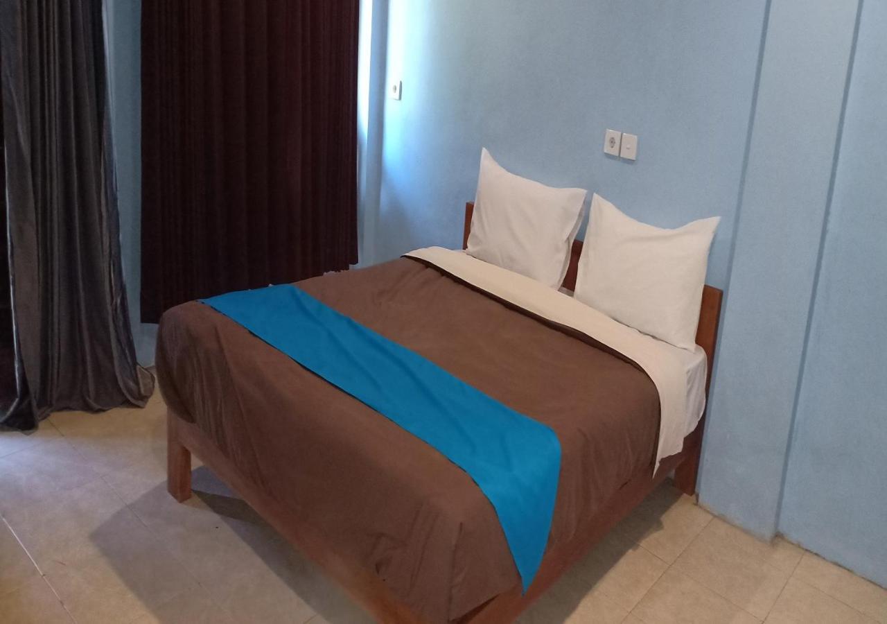 Ridho Malik Hotel Bumbang Esterno foto