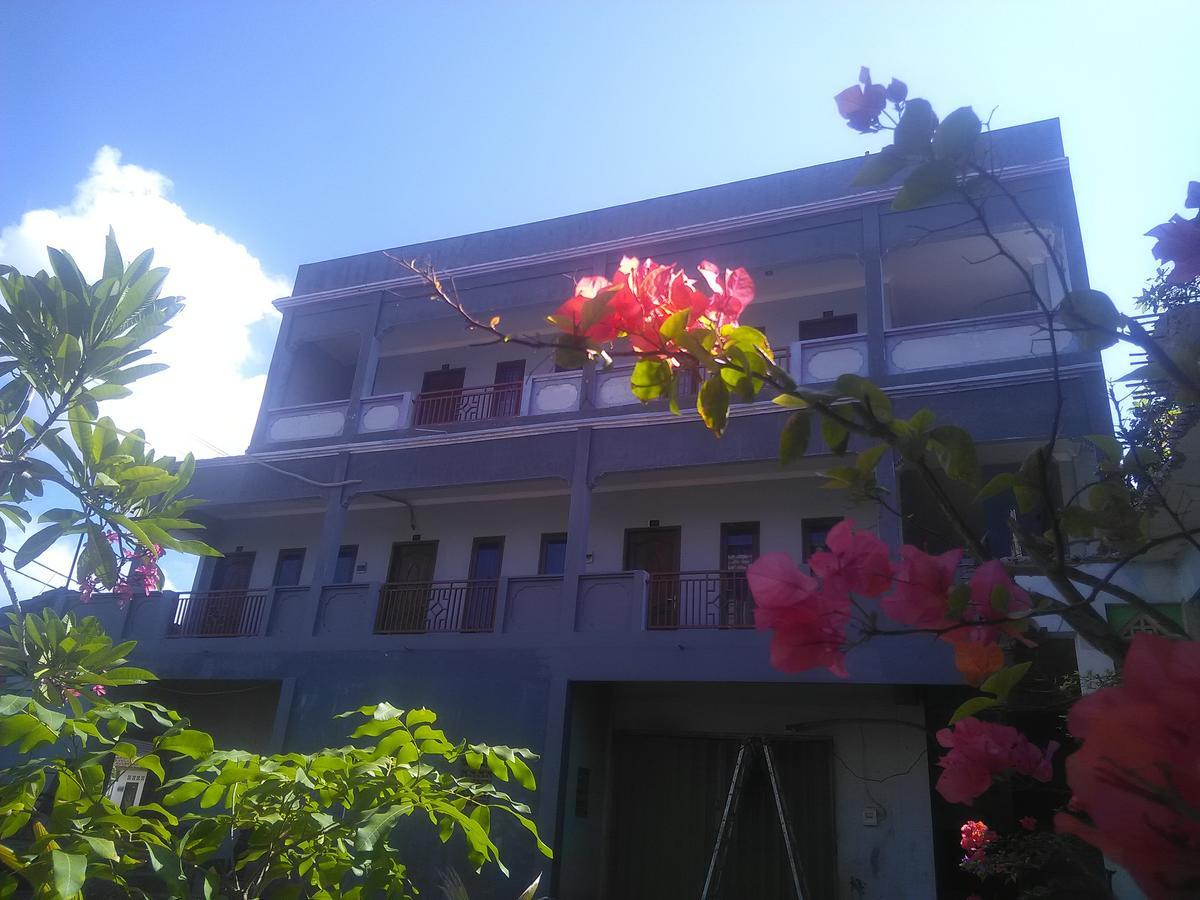 Ridho Malik Hotel Bumbang Esterno foto