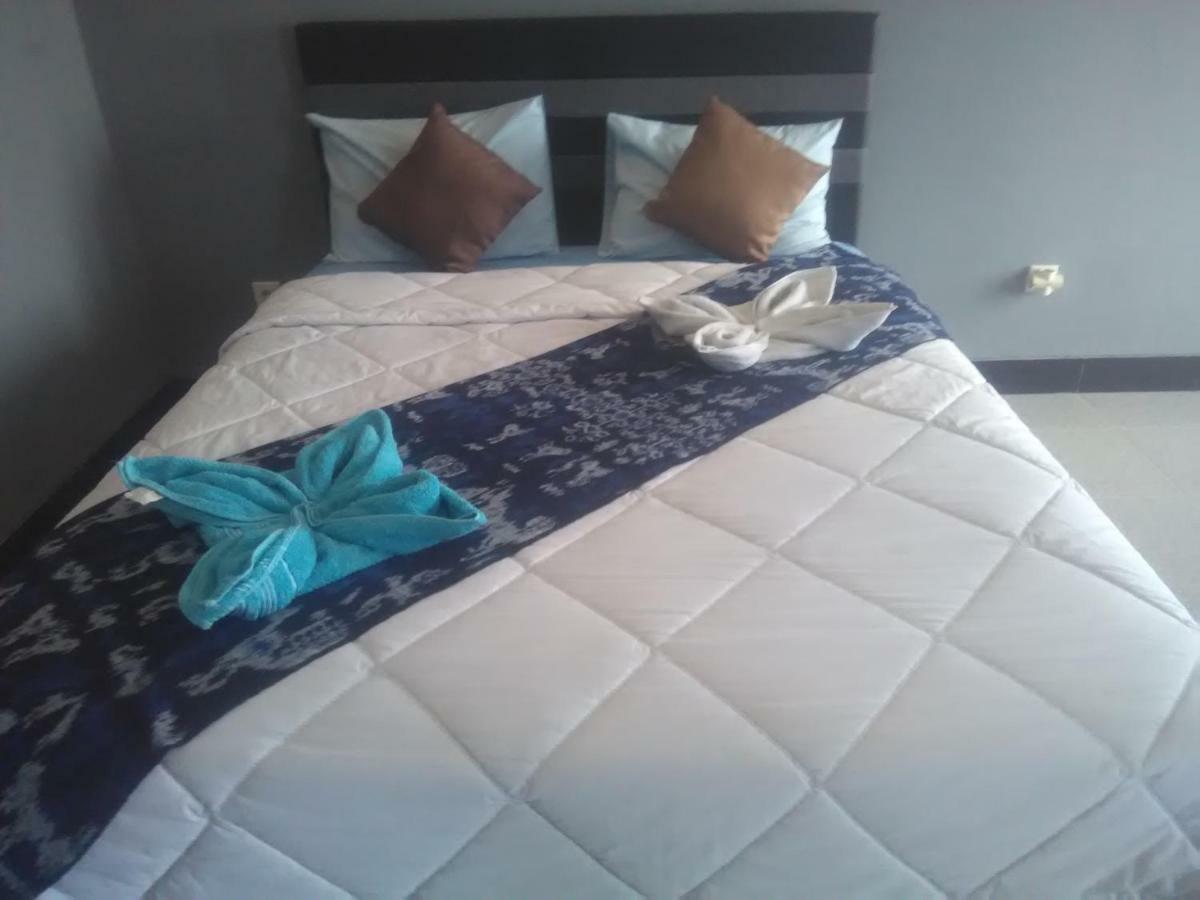 Ridho Malik Hotel Bumbang Esterno foto